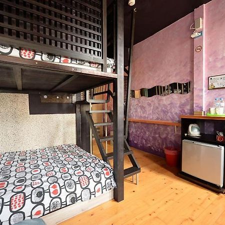 Sha Feng Lu Dian Bed & Breakfast Magong Bagian luar foto
