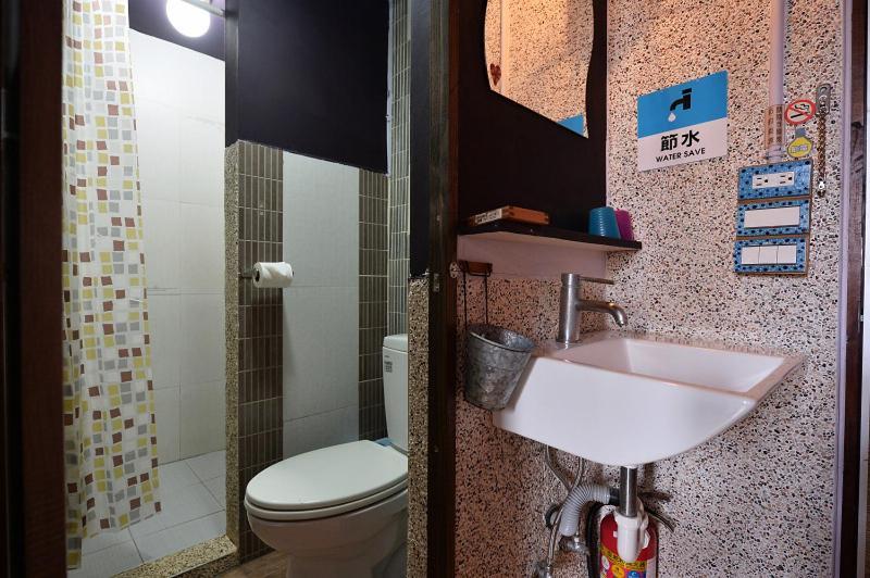 Sha Feng Lu Dian Bed & Breakfast Magong Bagian luar foto