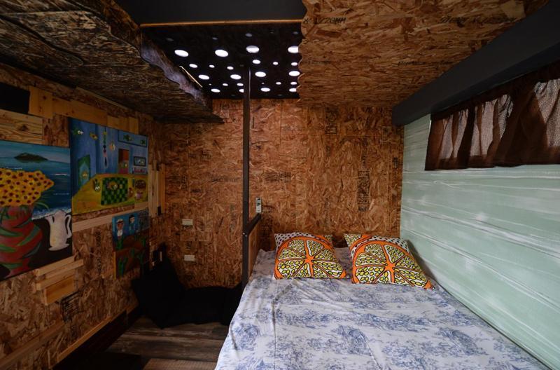 Sha Feng Lu Dian Bed & Breakfast Magong Bagian luar foto