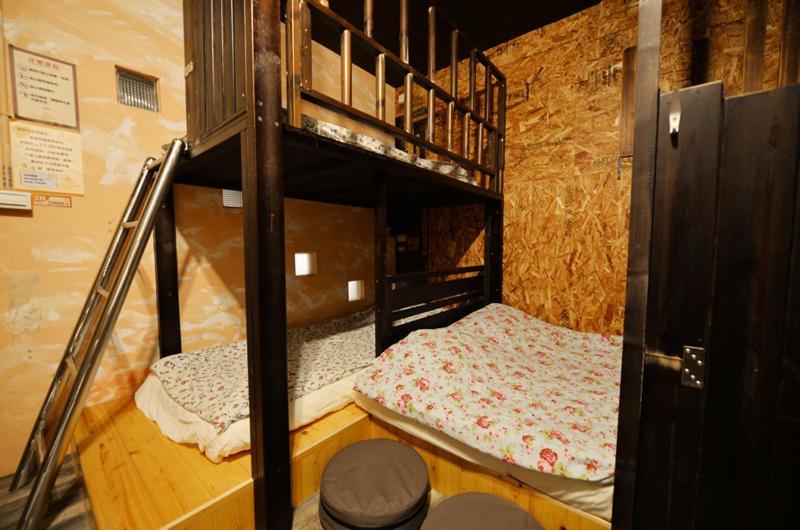 Sha Feng Lu Dian Bed & Breakfast Magong Bagian luar foto